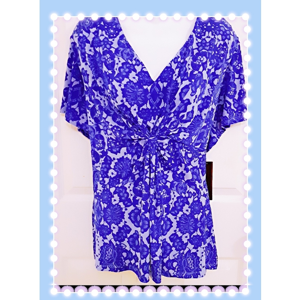 Daisy Fuentes - Plus Size Blue Floral Blouse 2X